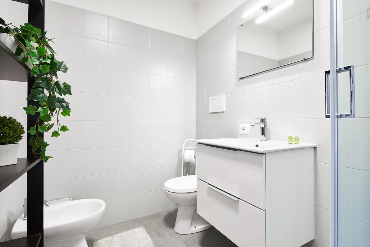 House Navigli Apartment In The Heart Of The Naviglio Grande Milano Bagian luar foto